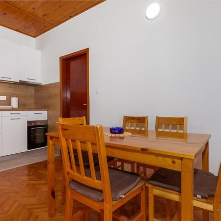 Apartments And Rooms Spiro Mimice Zewnętrze zdjęcie
