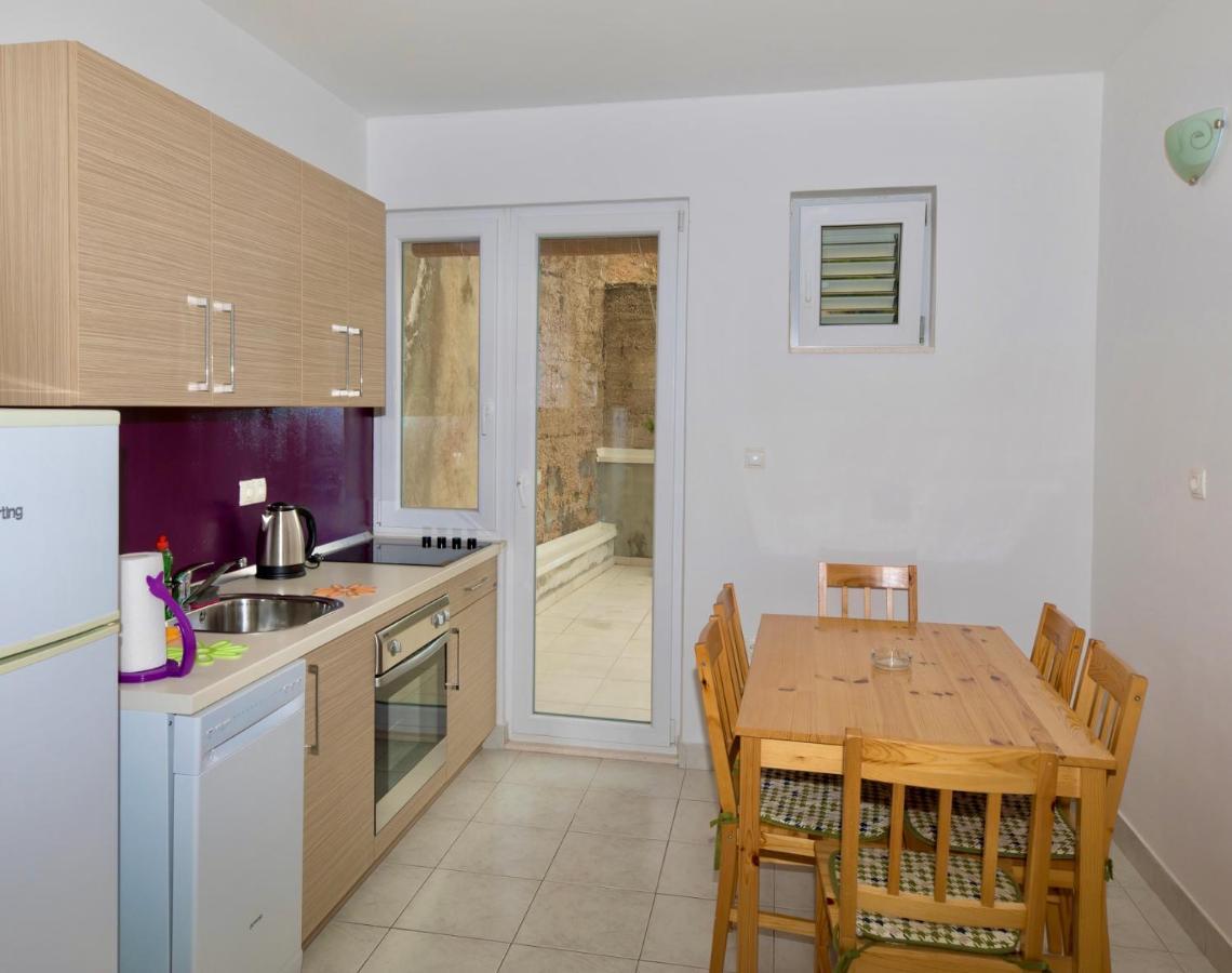 Apartments And Rooms Spiro Mimice Zewnętrze zdjęcie