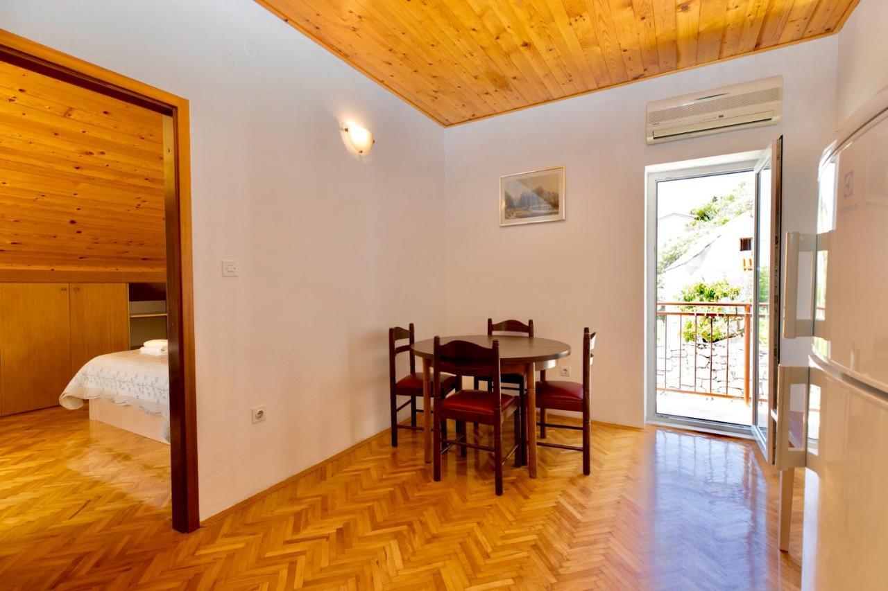 Apartments And Rooms Spiro Mimice Zewnętrze zdjęcie